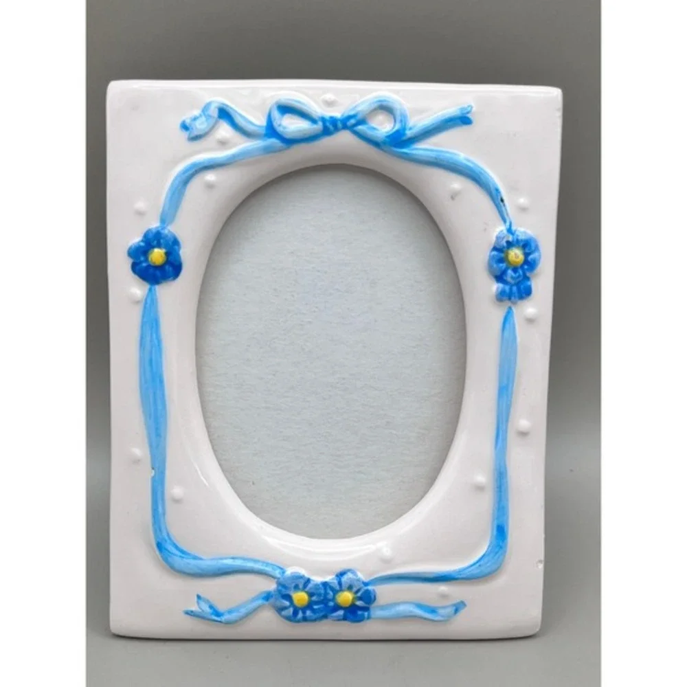 VTG Lillian Vernon Blue Floral Bow‎ Porcelain Small Picture Frame- 2.75